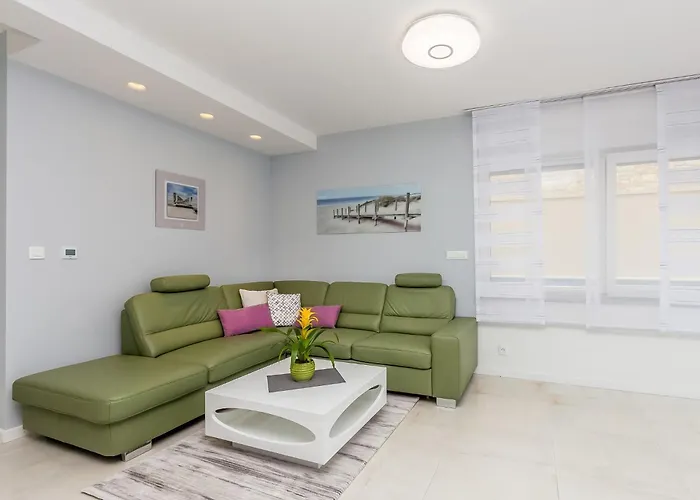 Nika By Interhome Prázdninový dům Malinska